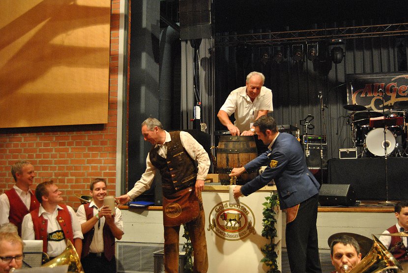 13 09 27 Partynacht in Tracht 2013 (145)